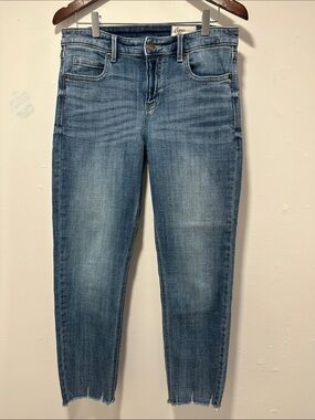 Cosmic Blue Love Cropped Light Blue Wash Ankle Jeans 214